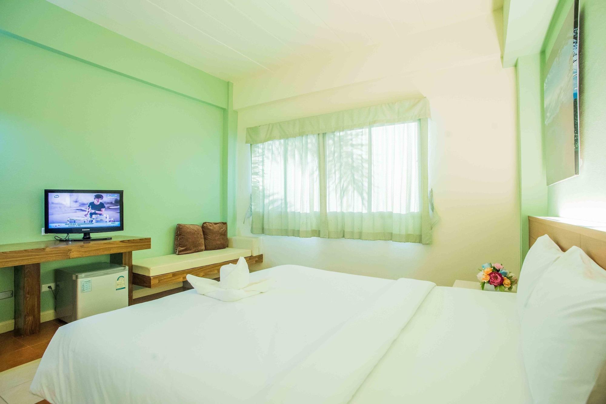 Bunjongburi Hotel Surat Thani Bagian luar foto