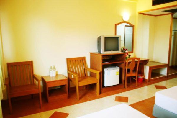 Bunjongburi Hotel Surat Thani Ruang foto